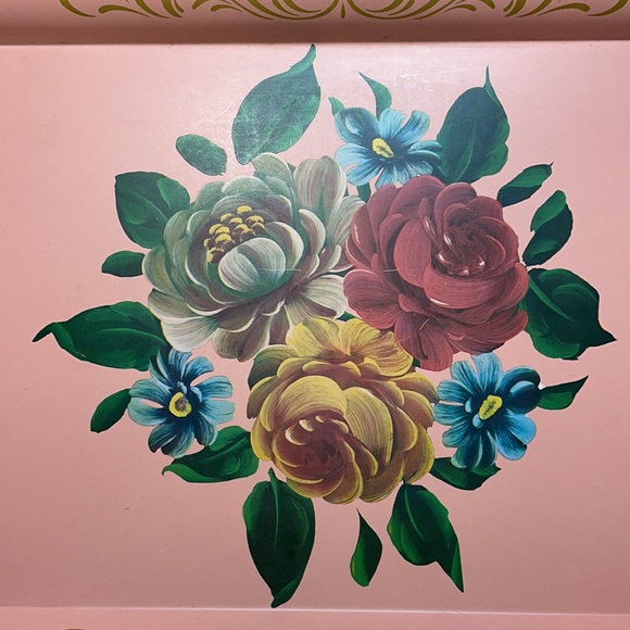 Vintage Steel Pink Tray with Floral Painting - Picture 2 of 9